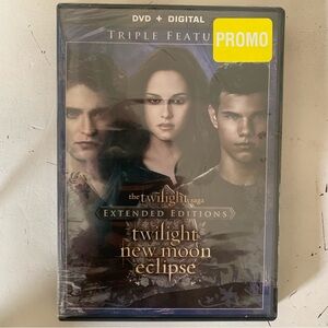 Twilight Saga Extended Editions 3 DVD’s Feature:Twilight/New Moon/Eclipse NIB